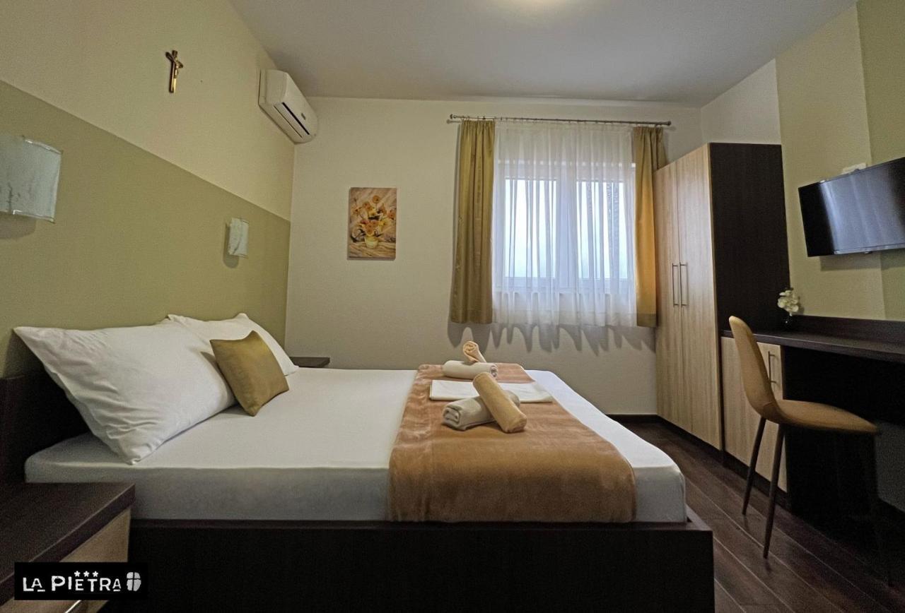 La Pietra Family Hotel Međugorje Esterno foto